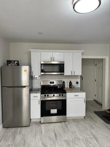 139 Bradford Street Bristol RI 02809