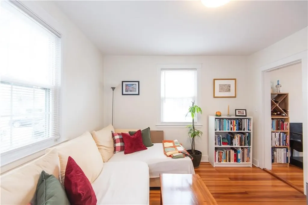 53 Old Fort Road Newport RI 02840