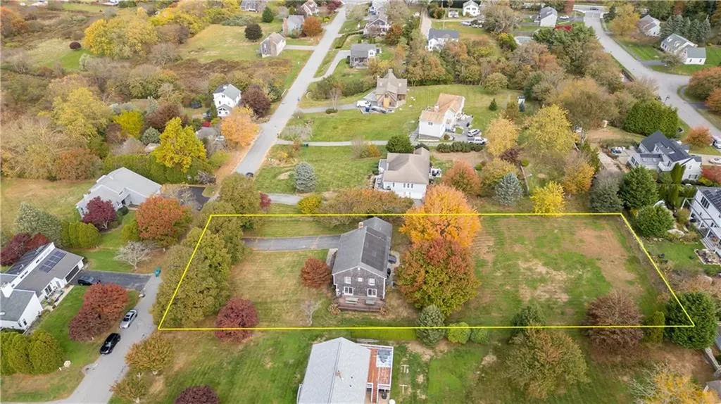 14 J H Dwyer Drive Middletown RI 02842