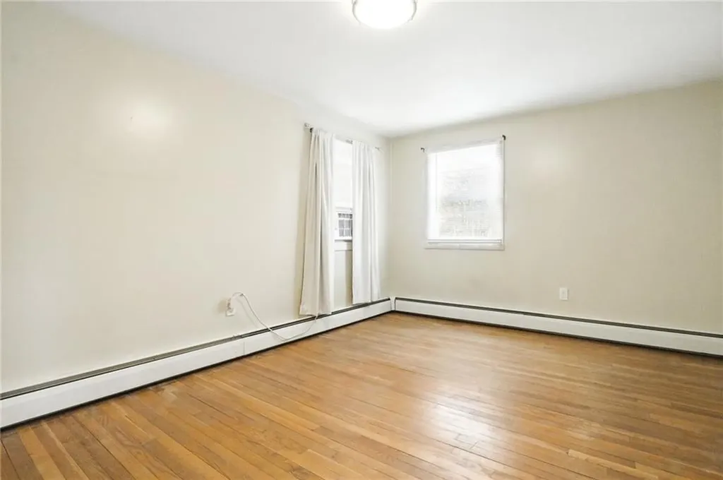 31 Seaview Court Tiverton RI 02878