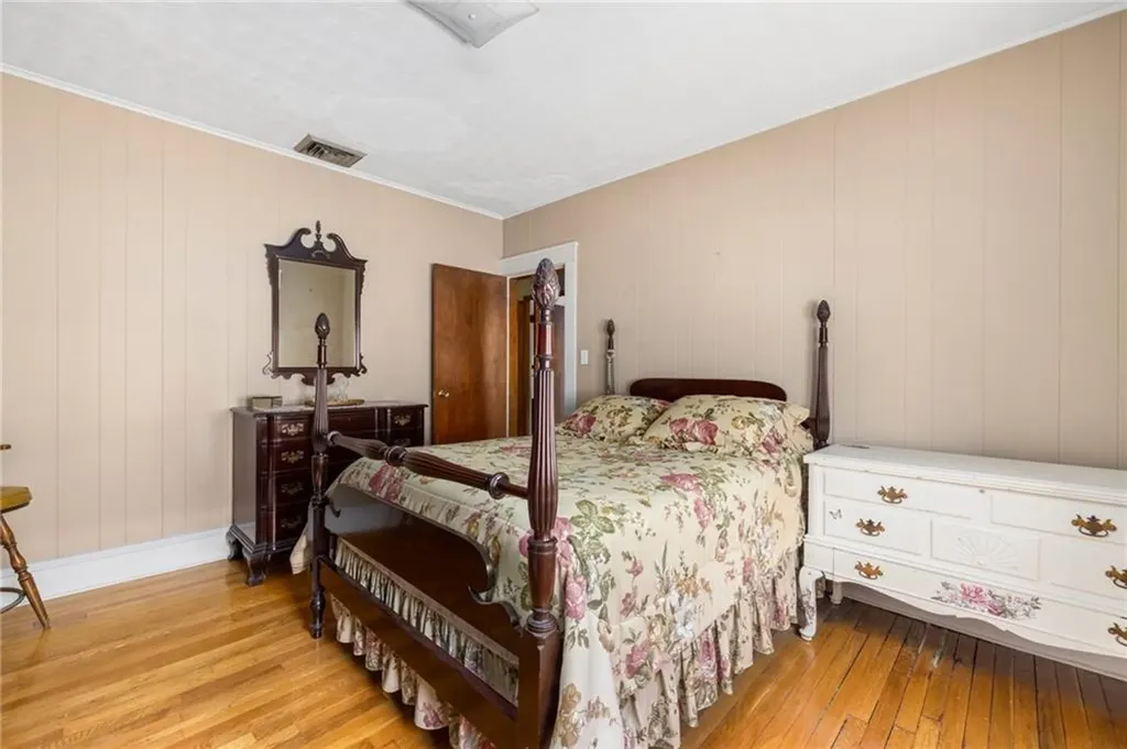 112 Bradley Street Providence RI 02908