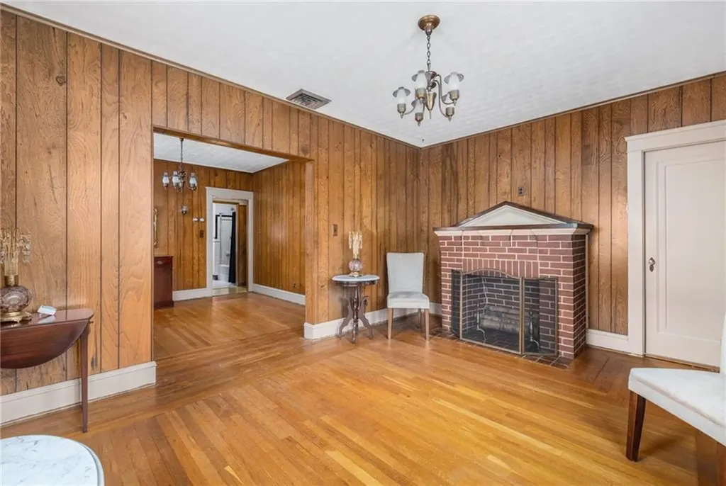 112 Bradley Street Providence RI 02908