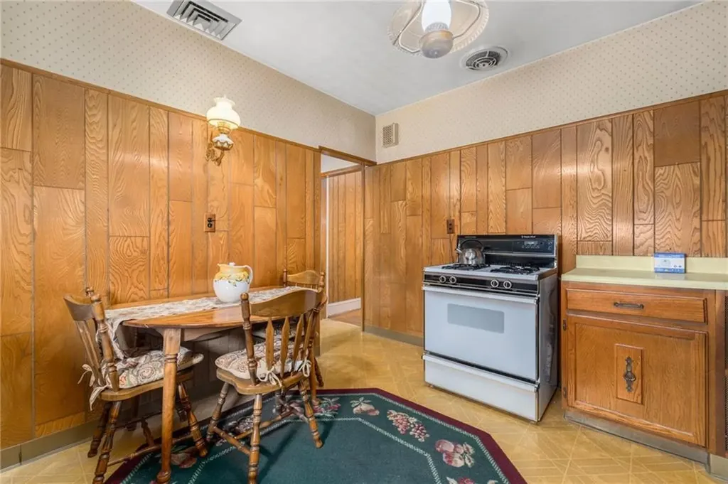 112 Bradley Street Providence RI 02908