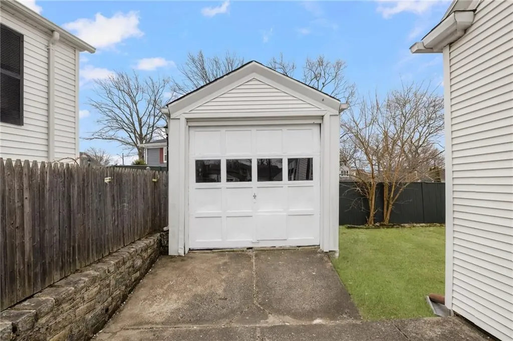 112 Bradley Street Providence RI 02908