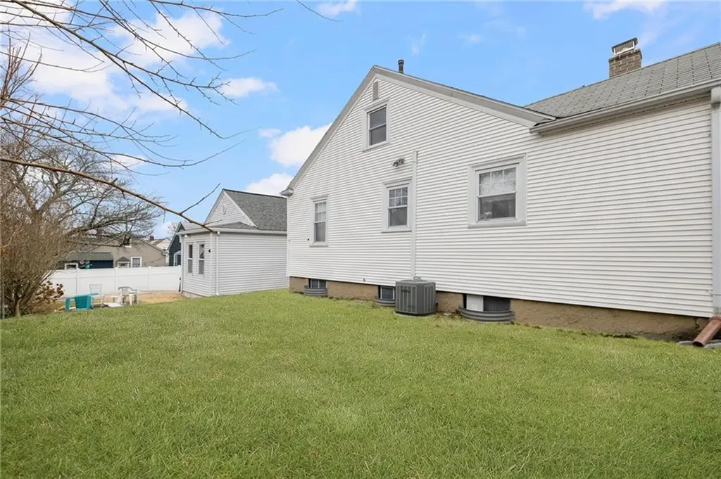 112 Bradley Street Providence RI 02908