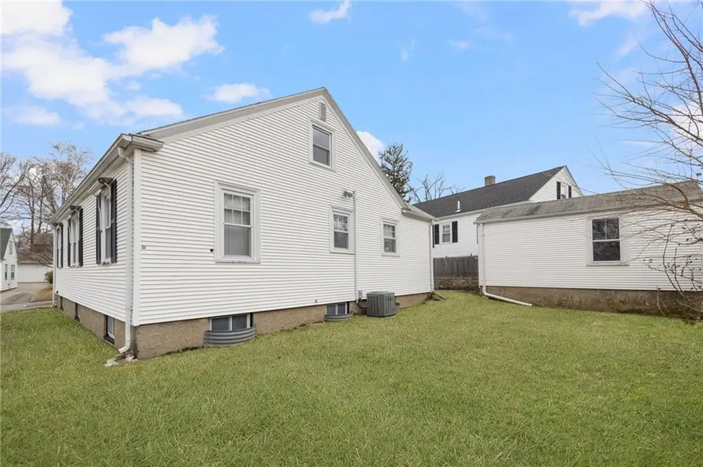 112 Bradley Street Providence RI 02908