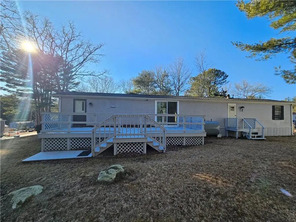 11 Toadstool Knoll Charlestown RI 02813