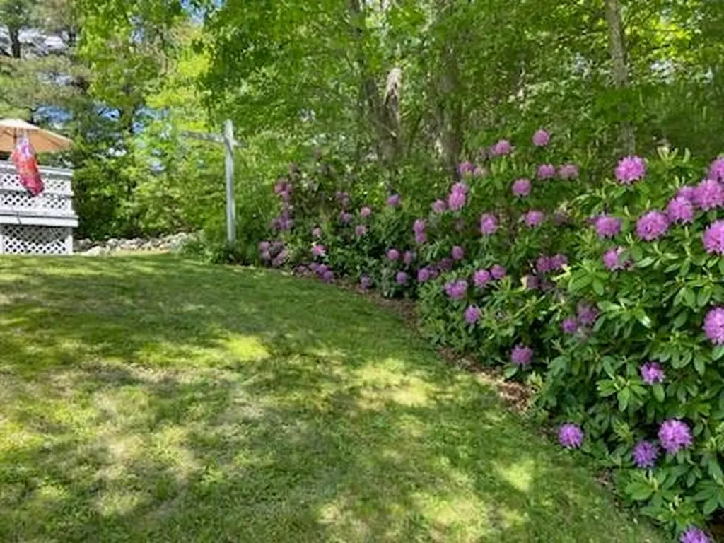 11 Toadstool Knoll Charlestown RI 02813