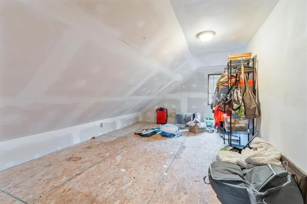 161 Lynch Street Providence RI 02908
