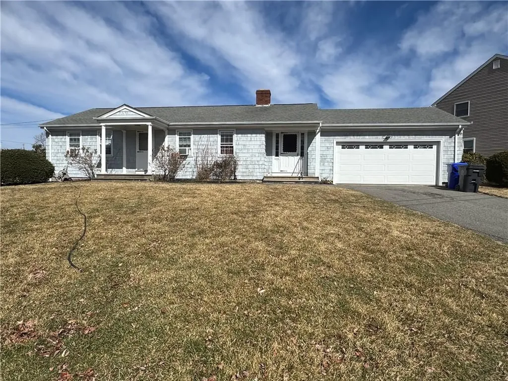 32 Maxfield Avenue East Providence RI 02914