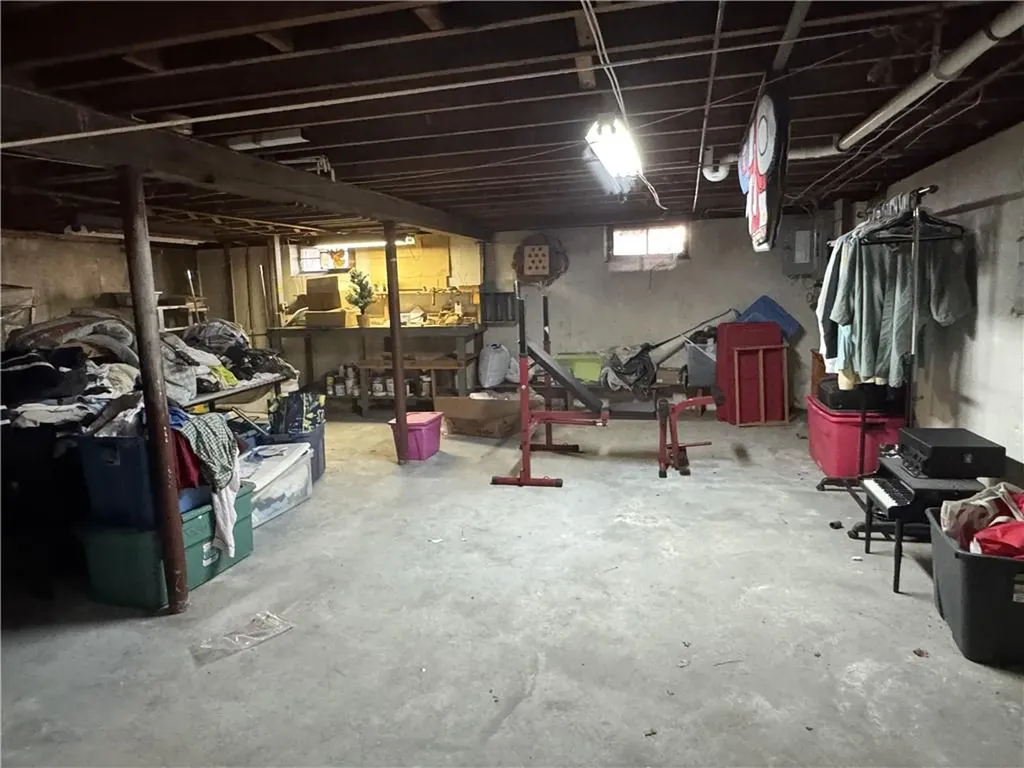 32 Maxfield Avenue East Providence RI 02914