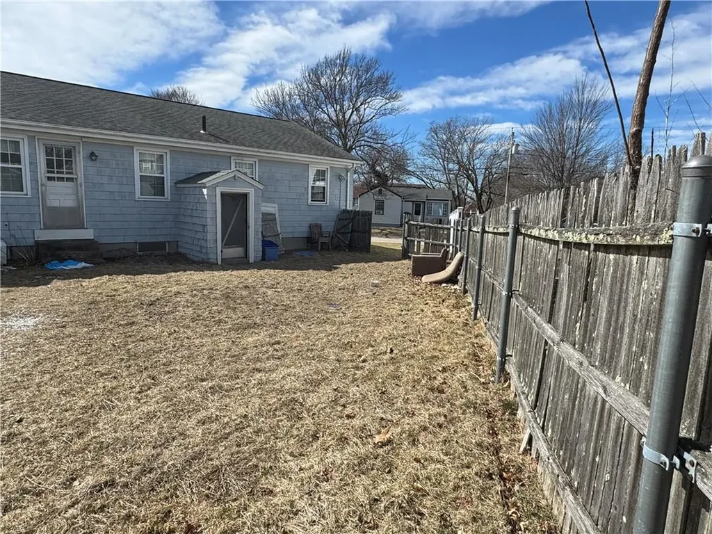 32 Maxfield Avenue East Providence RI 02914