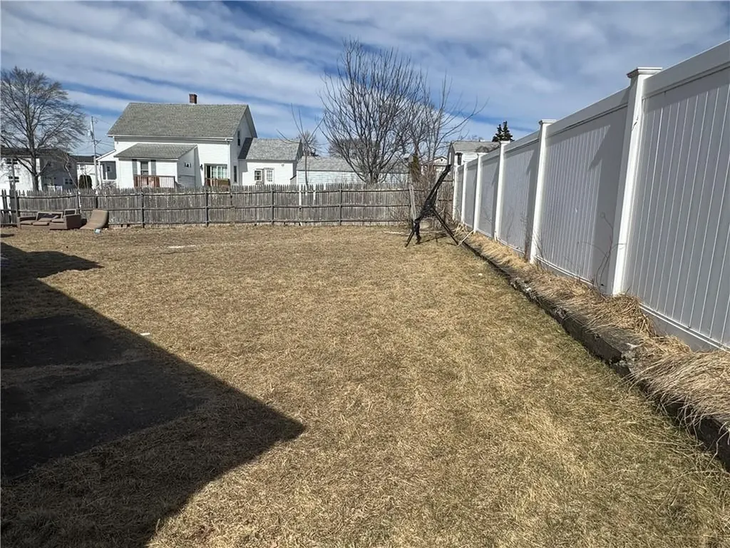 32 Maxfield Avenue East Providence RI 02914