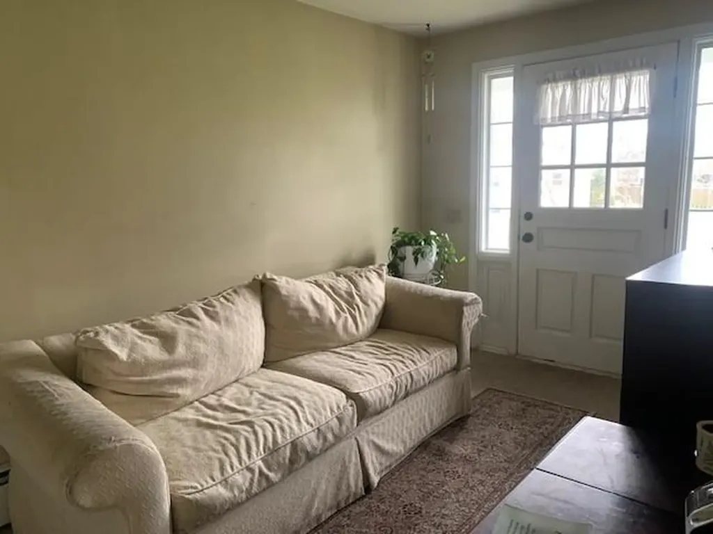 32 Maxfield Avenue East Providence RI 02914