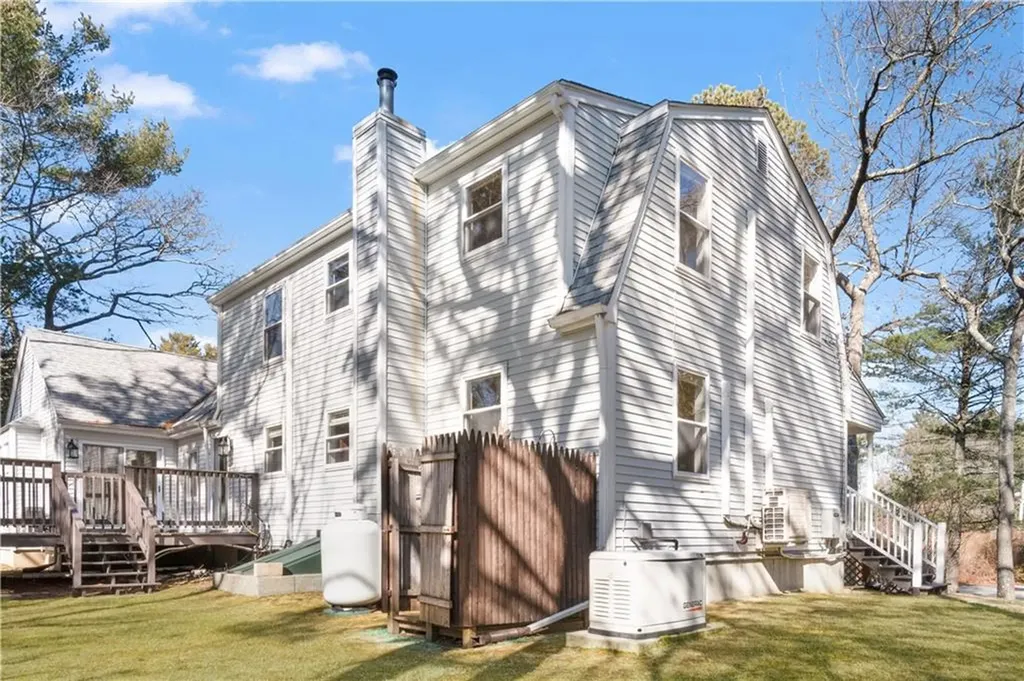 45 Crestwood Lane Charlestown RI 02813