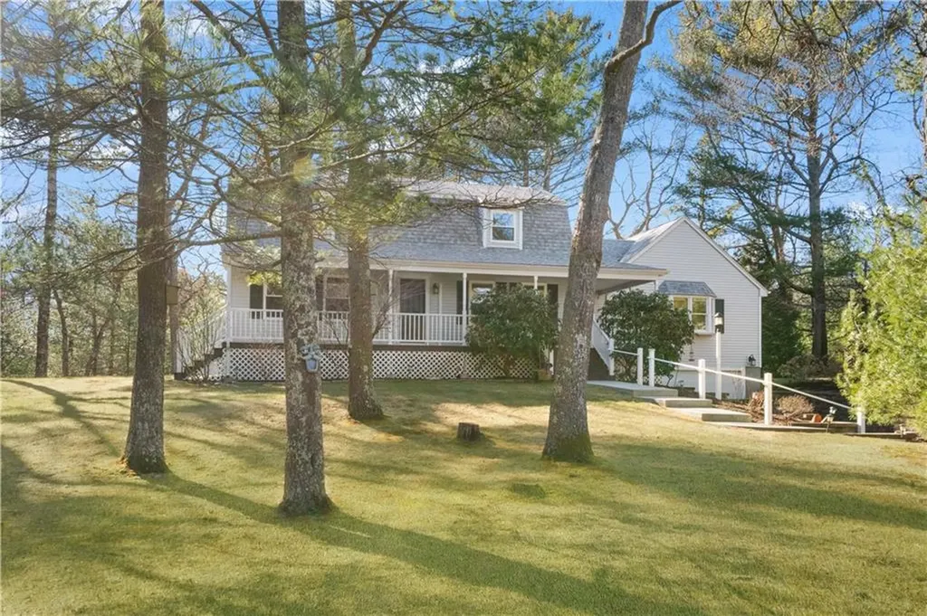 45 Crestwood Lane Charlestown RI 02813