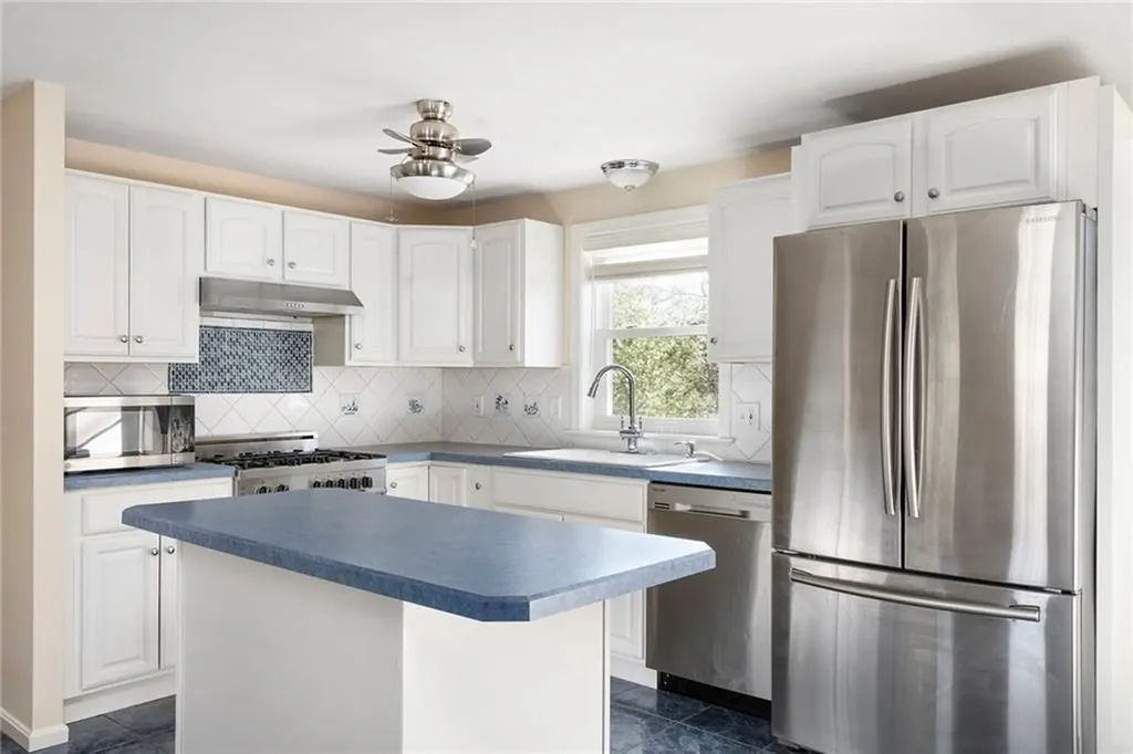 45 Crestwood Lane Charlestown RI 02813
