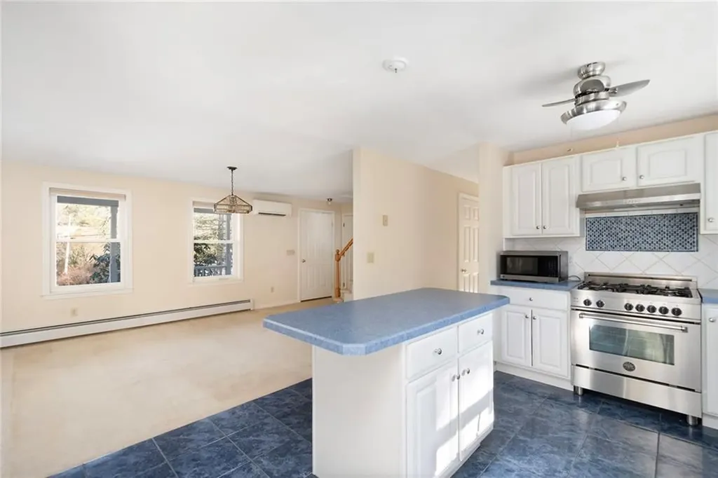 45 Crestwood Lane Charlestown RI 02813