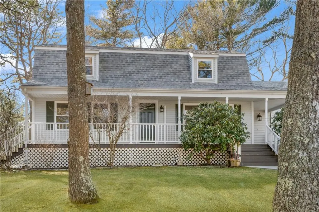 45 Crestwood Lane Charlestown RI 02813