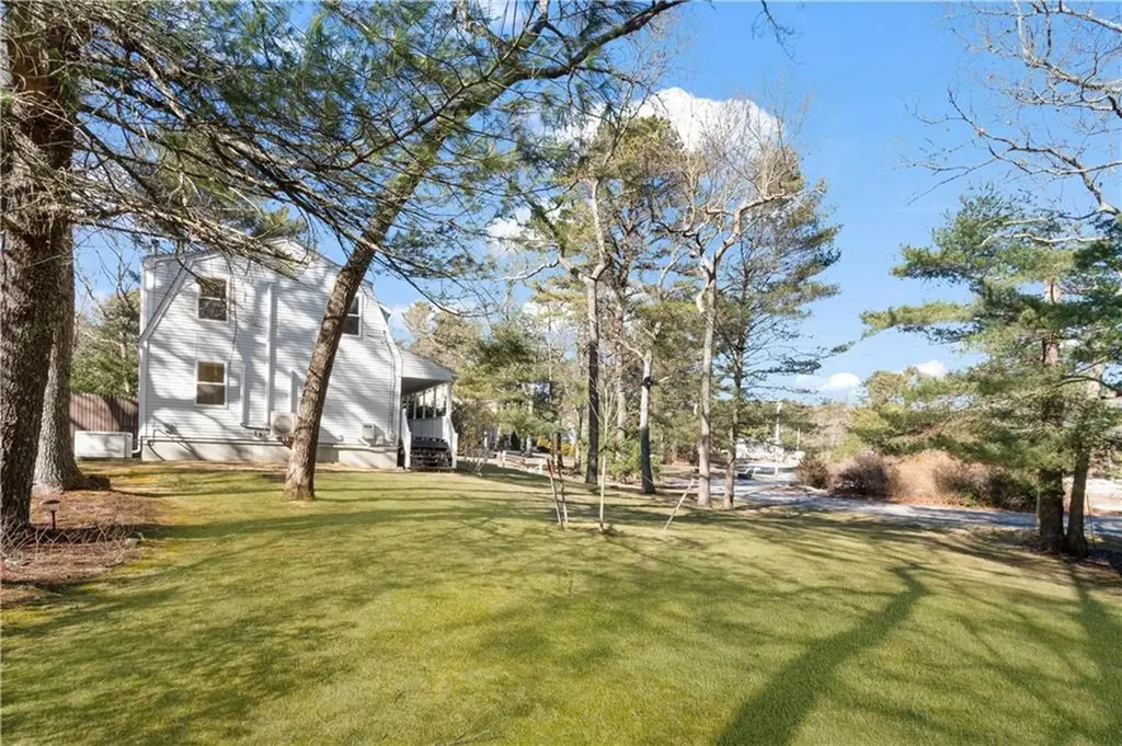 45 Crestwood Lane Charlestown RI 02813
