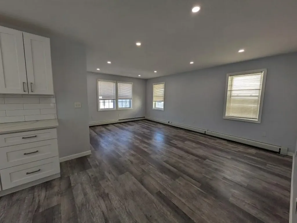 208 Cottage Street Central Falls RI 02863