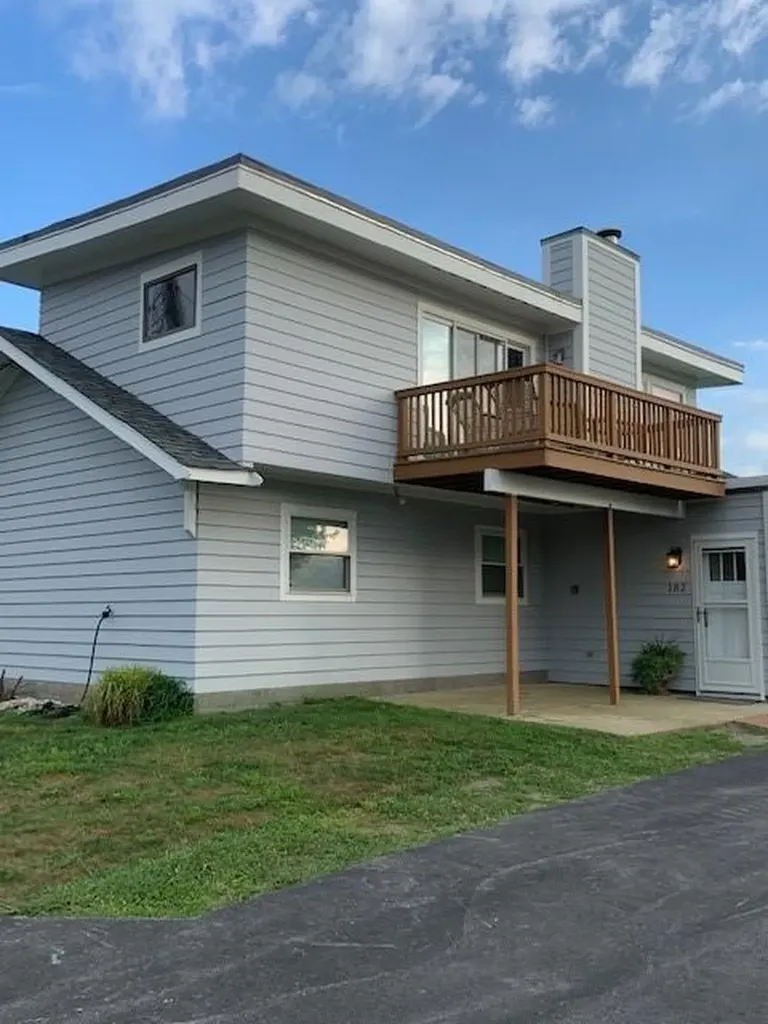 182 Bayview Avenue Portsmouth RI 02871