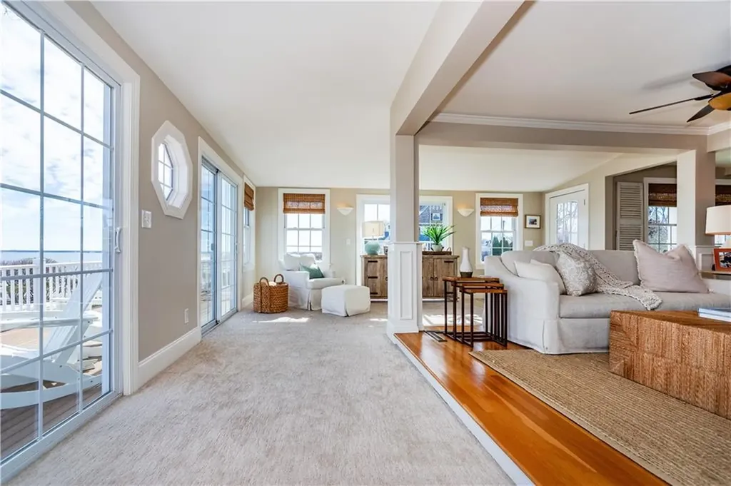 9 Lippitt Avenue Warwick RI 02889