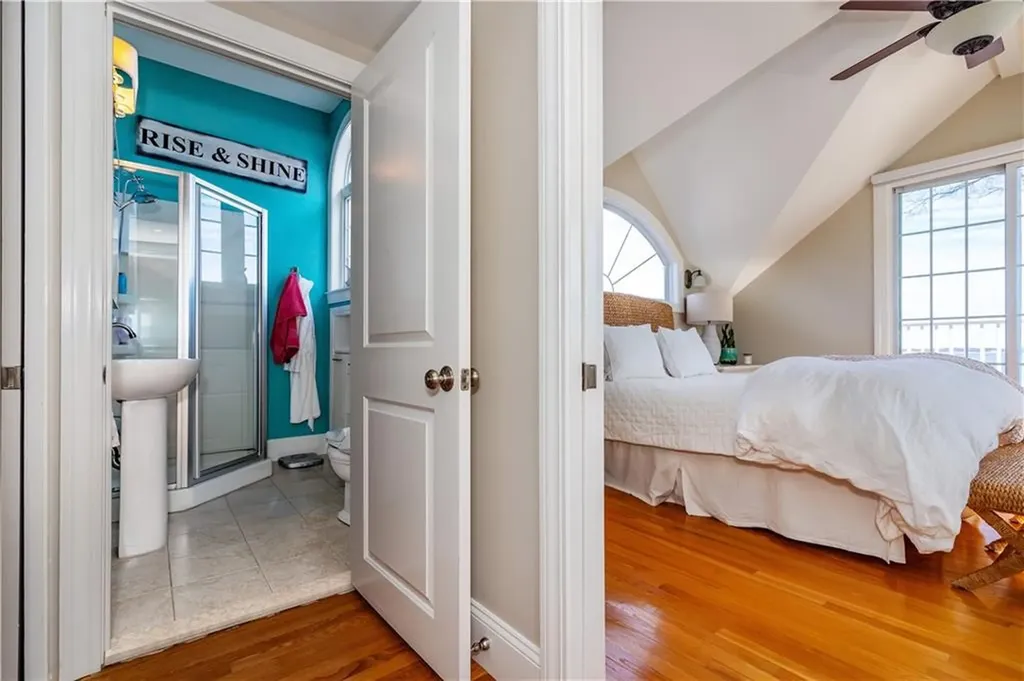 9 Lippitt Avenue Warwick RI 02889