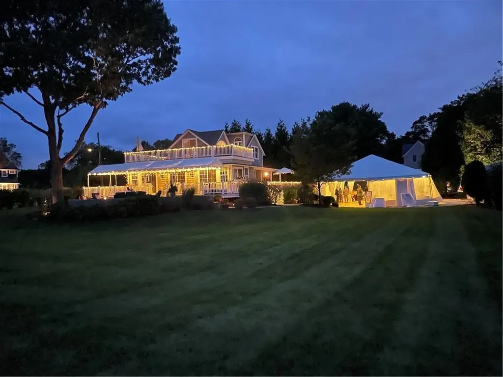 9 Lippitt Avenue Warwick RI 02889
