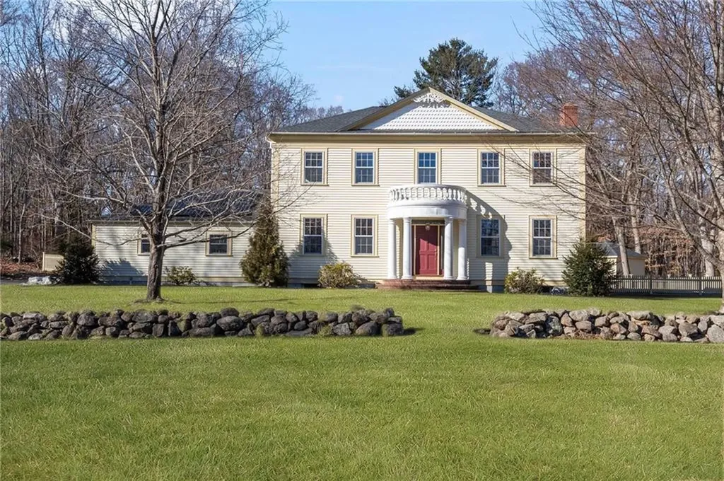 73 Nottingham Drive Scituate RI 02831