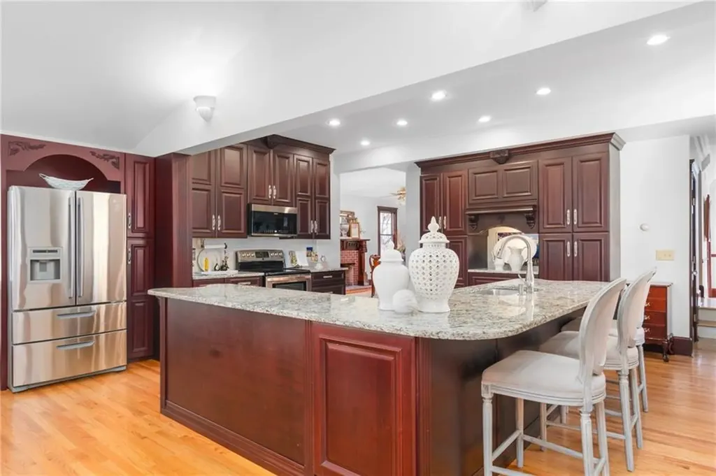 73 Nottingham Drive Scituate RI 02831
