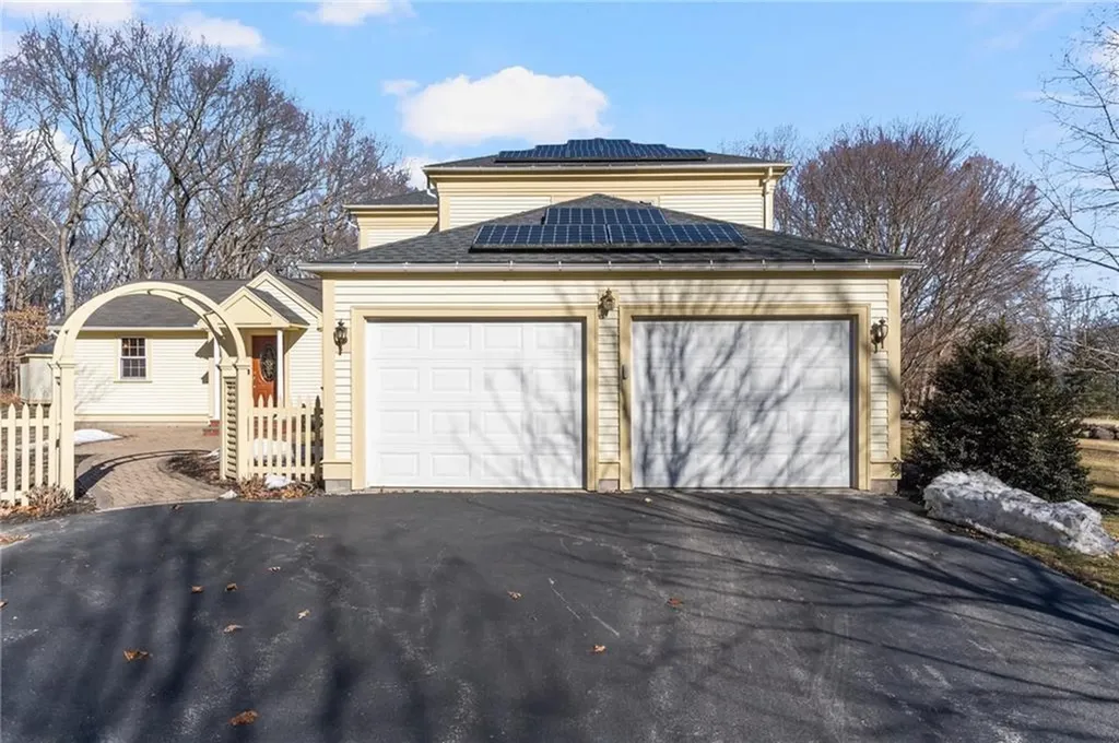 73 Nottingham Drive Scituate RI 02831