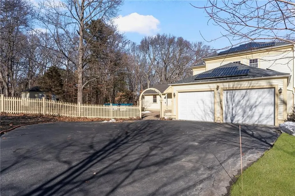 73 Nottingham Drive Scituate RI 02831