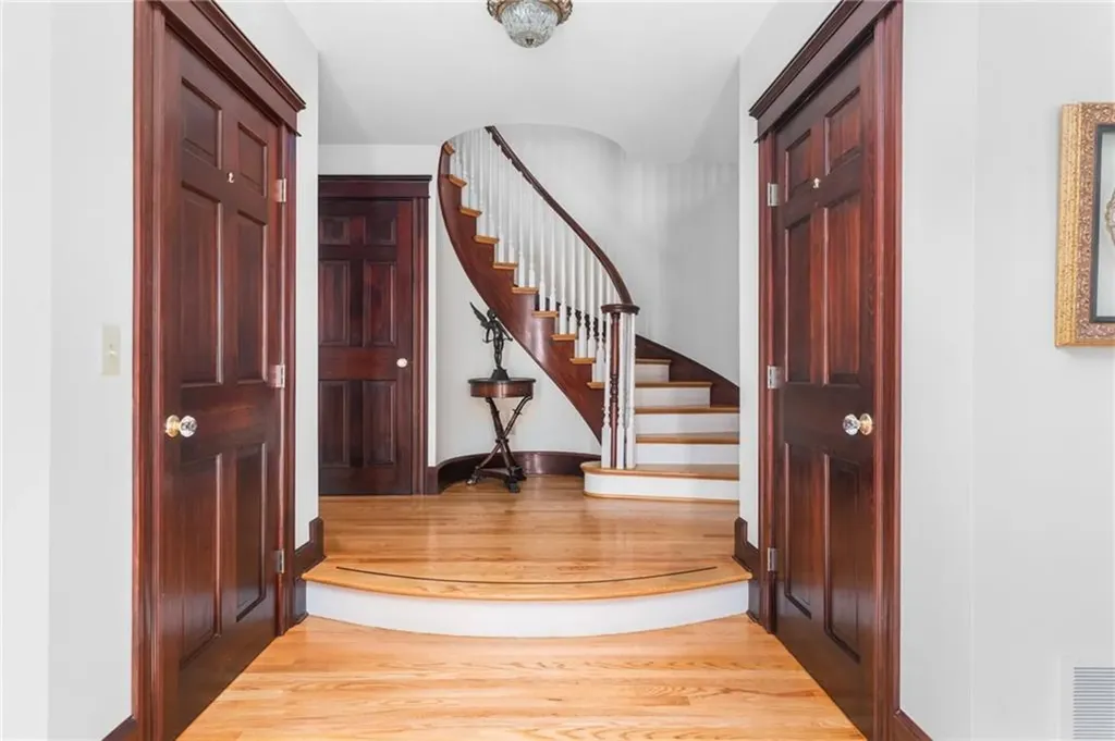 73 Nottingham Drive Scituate RI 02831