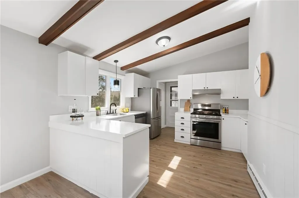 27 West River Parkway North Providence RI 02904