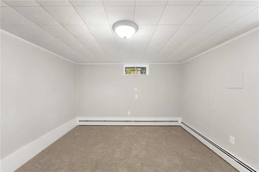27 West River Parkway North Providence RI 02904