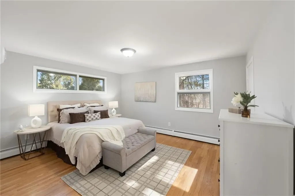 27 West River Parkway North Providence RI 02904