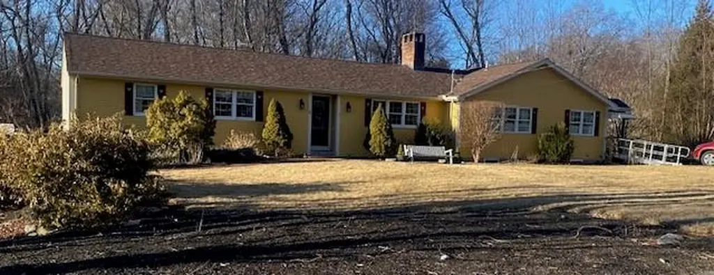 8 Catherine Road Smithfield RI 02917