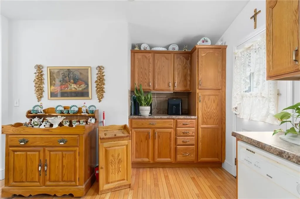 8 Catherine Road Smithfield RI 02917