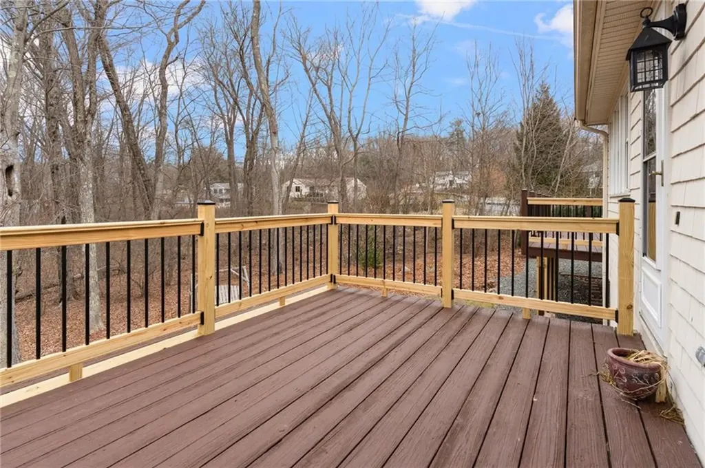 8 Catherine Road Smithfield RI 02917