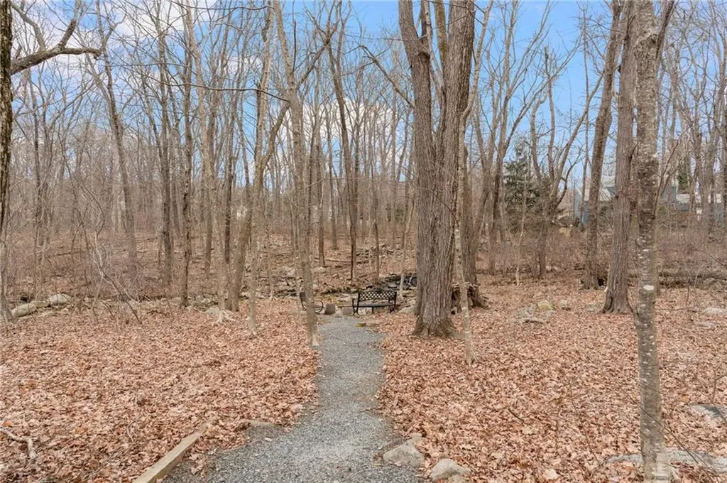 8 Catherine Road Smithfield RI 02917