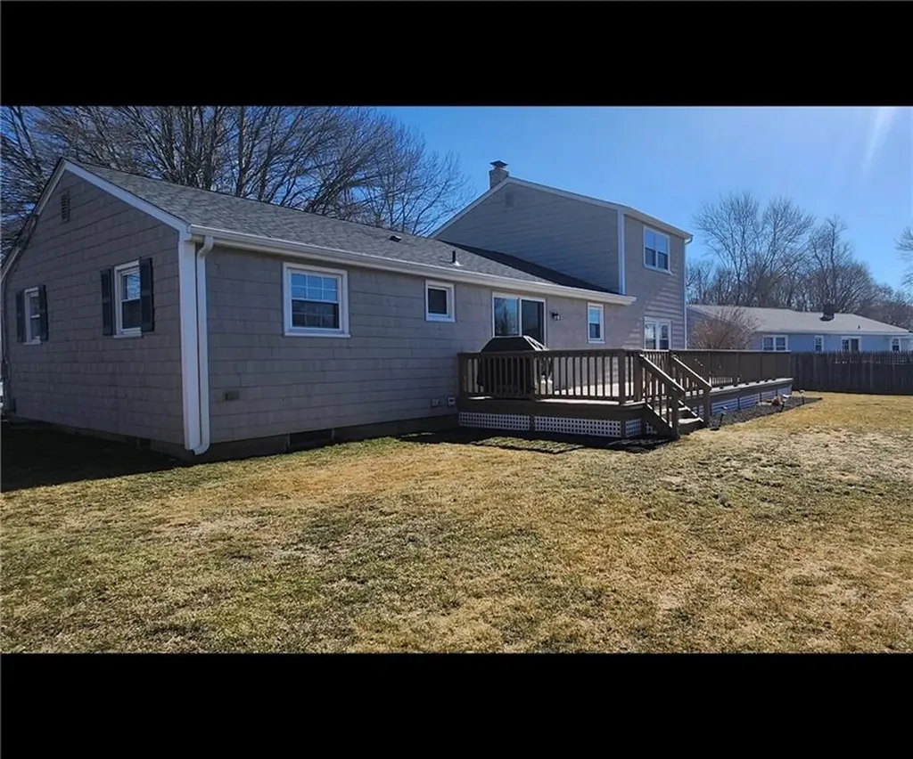 3 Lee Drive Warren RI 02885