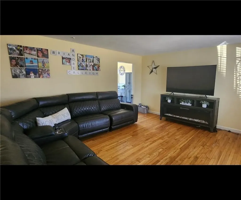 3 Lee Drive Warren RI 02885