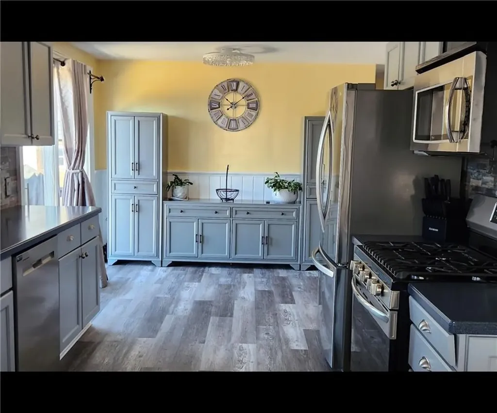 3 Lee Drive Warren RI 02885