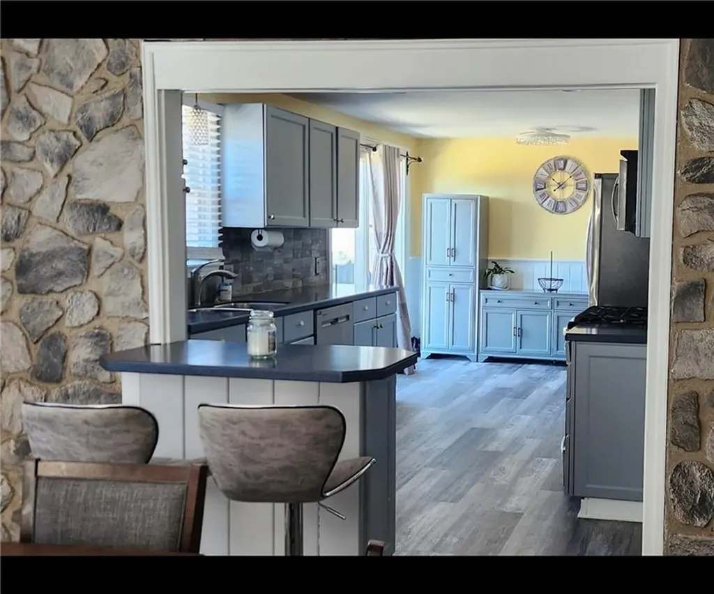 3 Lee Drive Warren RI 02885