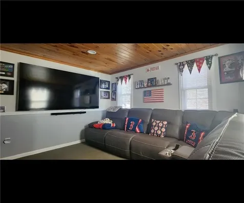 3 Lee Drive Warren RI 02885