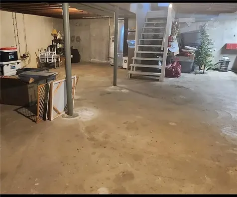 3 Lee Drive Warren RI 02885