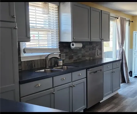 3 Lee Drive Warren RI 02885