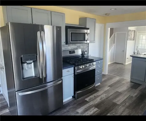 3 Lee Drive Warren RI 02885