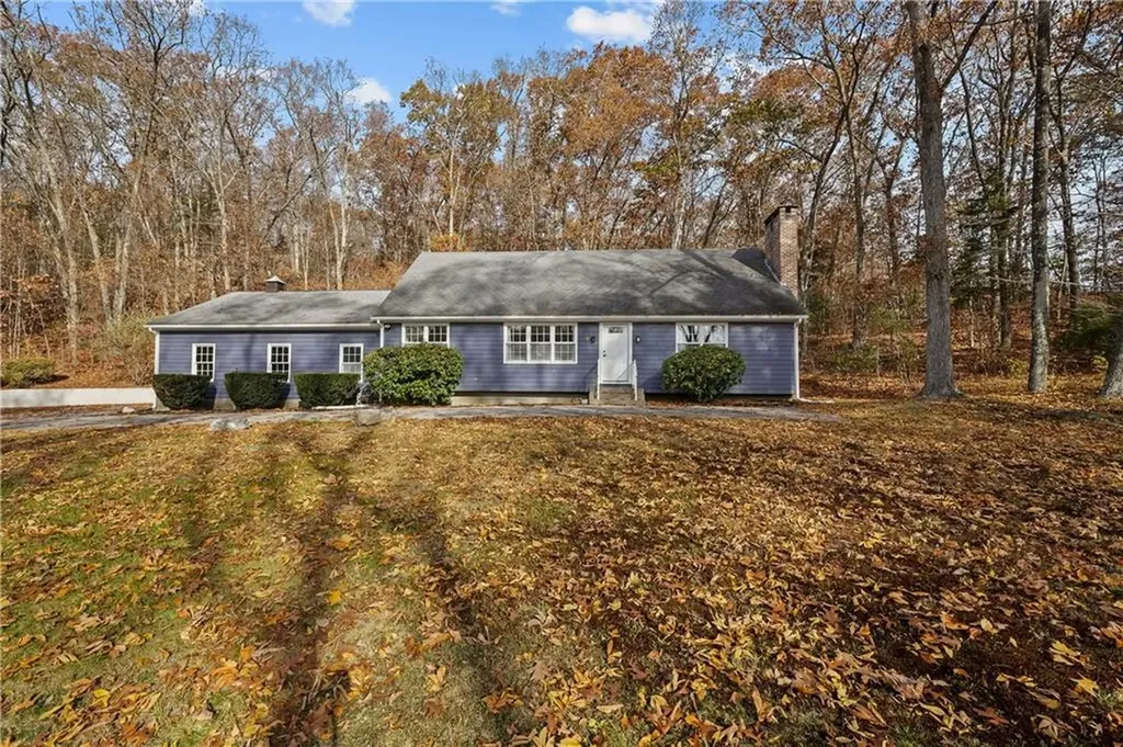 4 Premisy Hill Road North Smithfield RI 02896